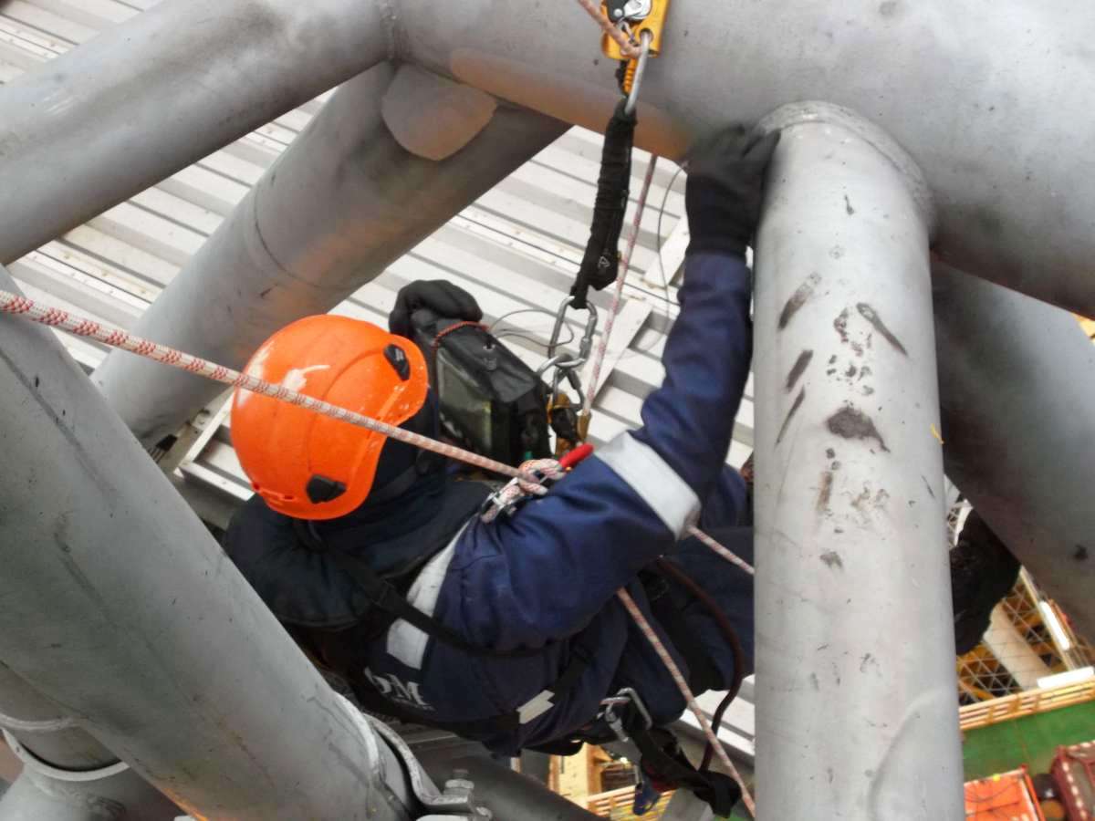 <strong>Eddy Current Test untuk Inspeksi Las</strong>